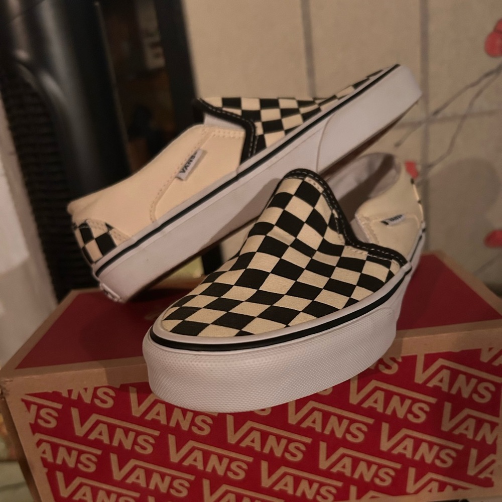 Vans check b&w slip ons never worn womens 6